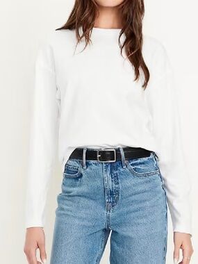 Vintage Crew-Neck T-Shirt in White Lilies